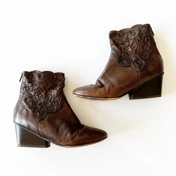 Sesto‎ Meucci Dark Brown Cutwork Boots Size 8 Women’s 7” Tall Made In Italy Lace - Picture 2 of 12